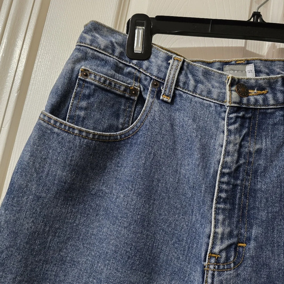Vintage 90s Sloane St. Mom Jeans, Medium Wash, High Waist, Straight Leg, EUC! - Picture 4 of 12